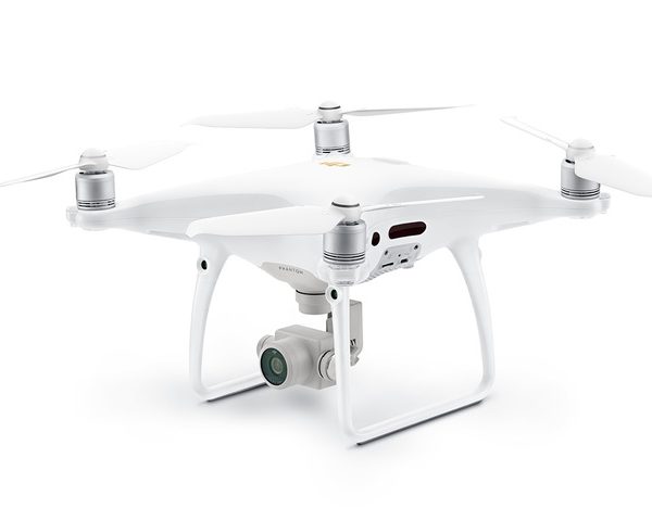 DJI Phantom 4 Pro+ V2.0 with Screen (5.5'', 1080p)